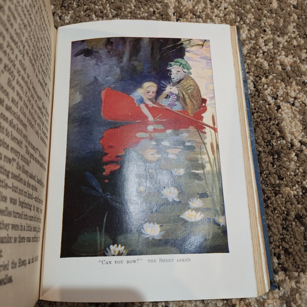 1925 First PRETTY Edition ALICE'S ADVENTURES IN WONDERLAND‎ [Colored Pictures] - Picture 10 of 11
